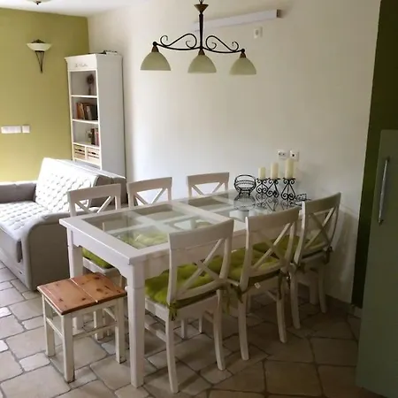 House Lavanda Nyaraló