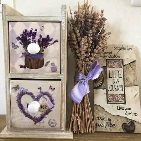 House Lavanda Nyaraló